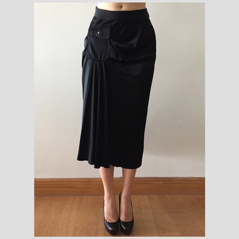 Moschino black skirt. Size US 6
